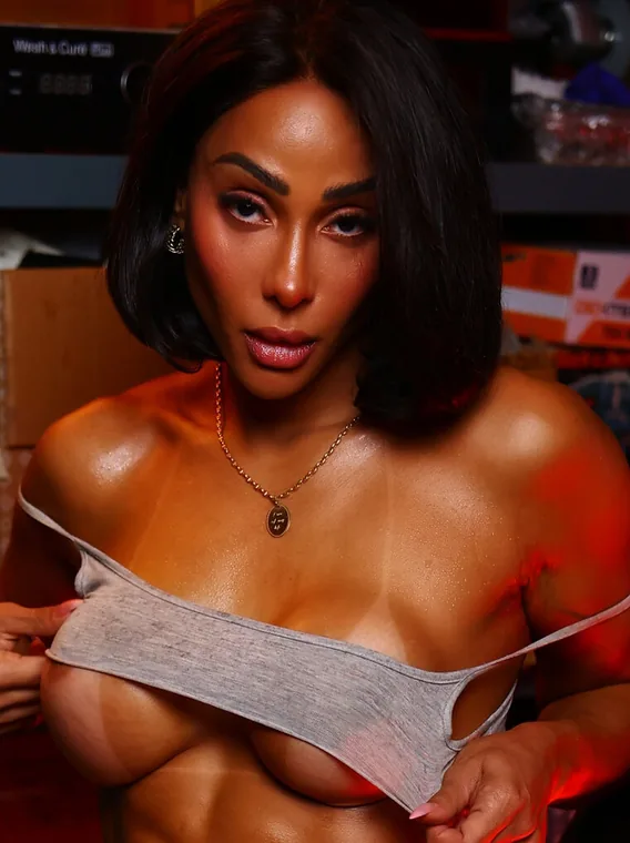 Brunaferreira, creadora española de OnlyFans
