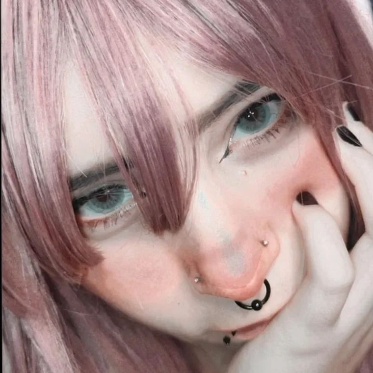 Gato no tan verguero :3, creadora española de OnlyFans