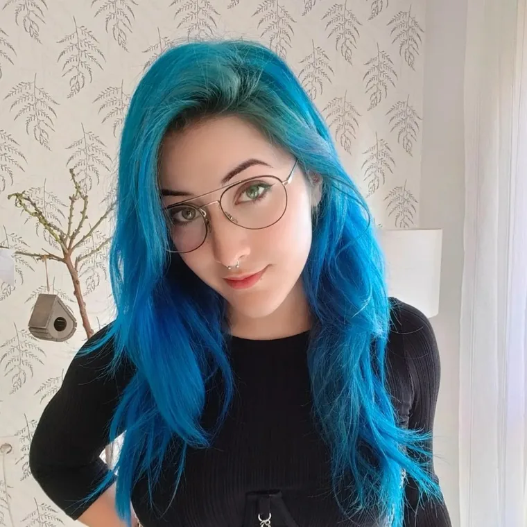 Mhere, creadora española de OnlyFans